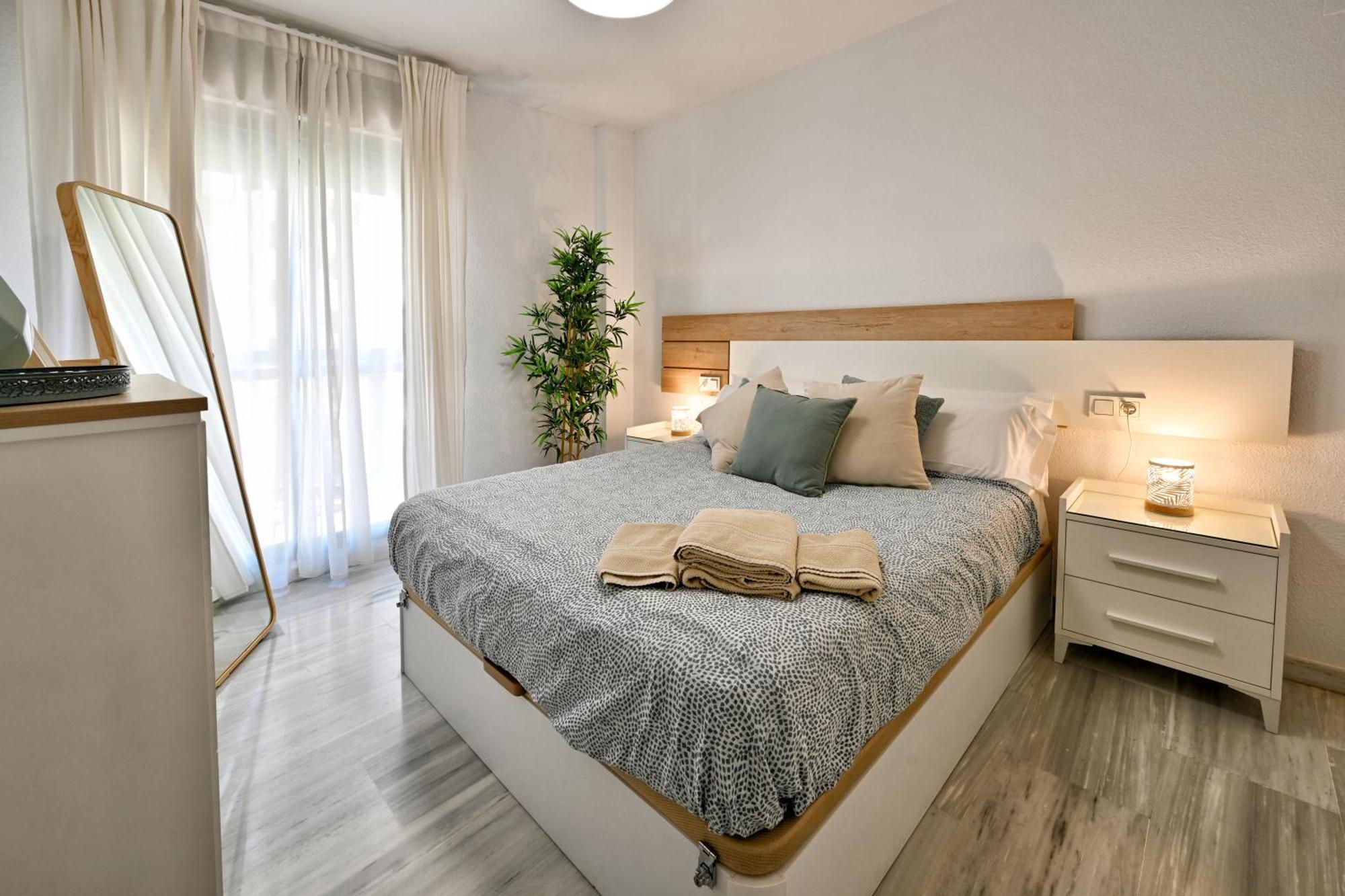 Love Rent4 Malaga Alamar Torremolinos Luaran gambar
