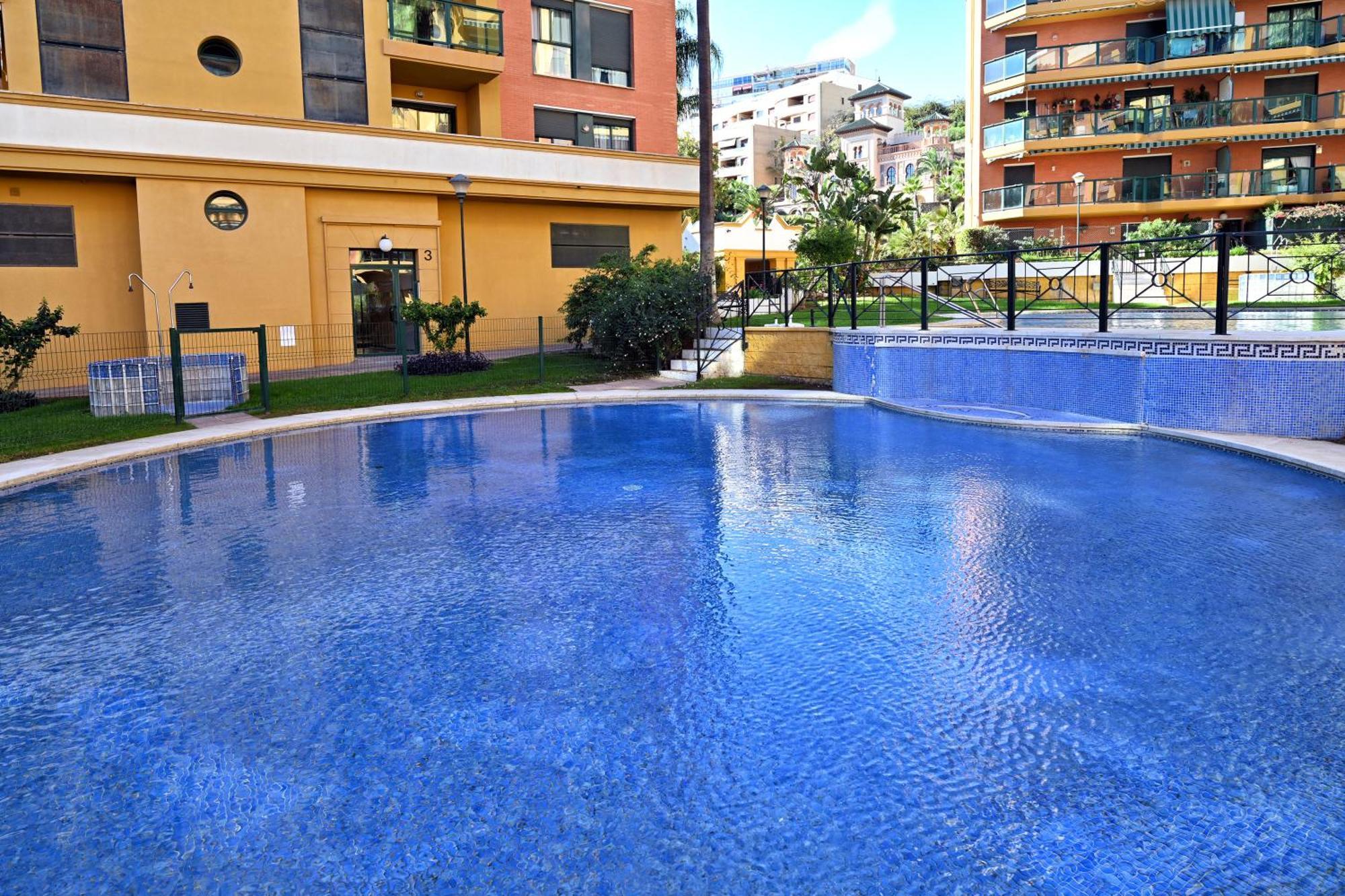Love Rent4 Malaga Alamar Torremolinos Luaran gambar